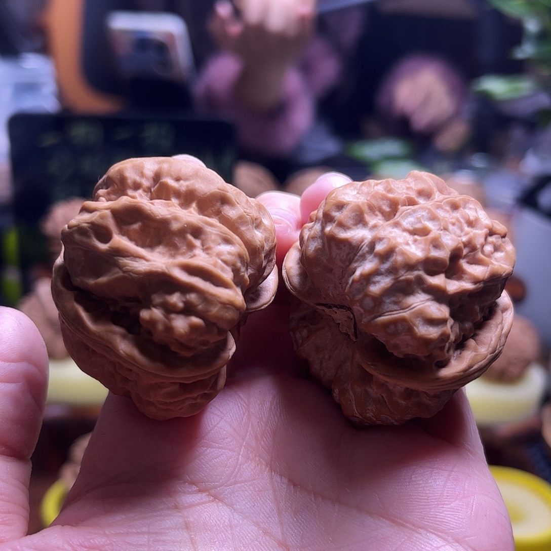 大***起把件文玩核桃43尺白茬蛤蟆38