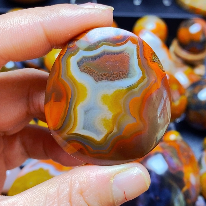 玛瑙/玉髓颈饰未镶嵌