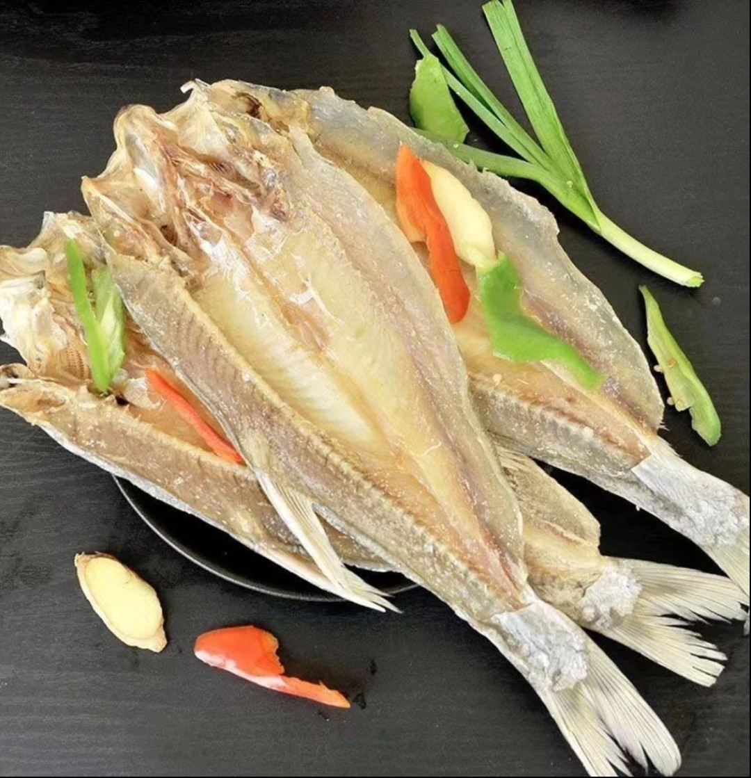 湖北风味刁子鱼开背咸鱼干腌制自然风干鱼农家制作鱼干干净开背鱼