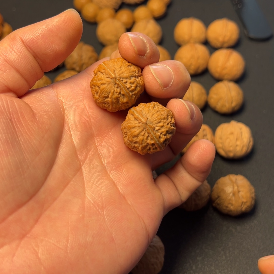 文玩核桃把件铁锤