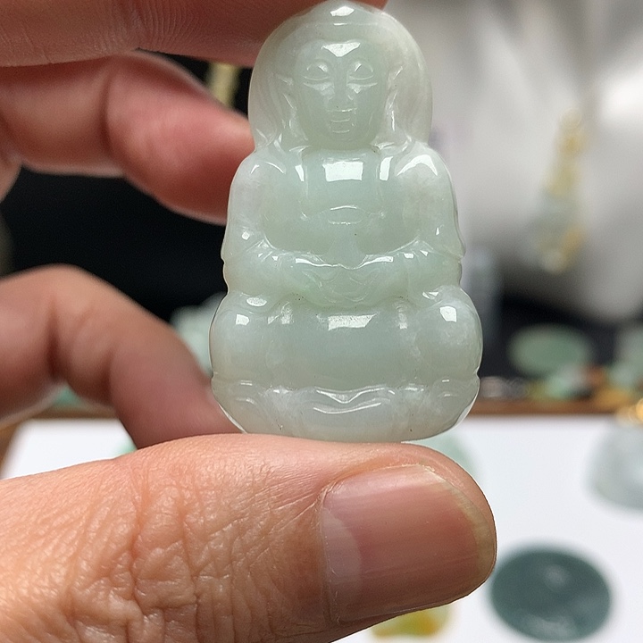 翡翠未镶嵌颈饰天然A货翡翠