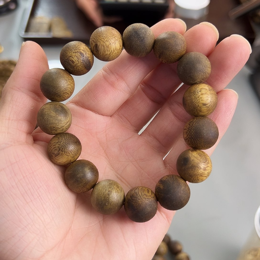 沉香沉香香囊海南绿棋1.5mm圆珠单圈高油脂福利款多样性发一