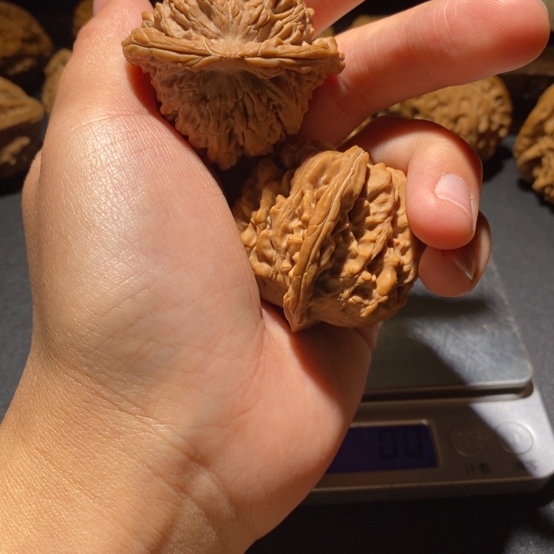 文玩核桃吊坠聚****家山地楼