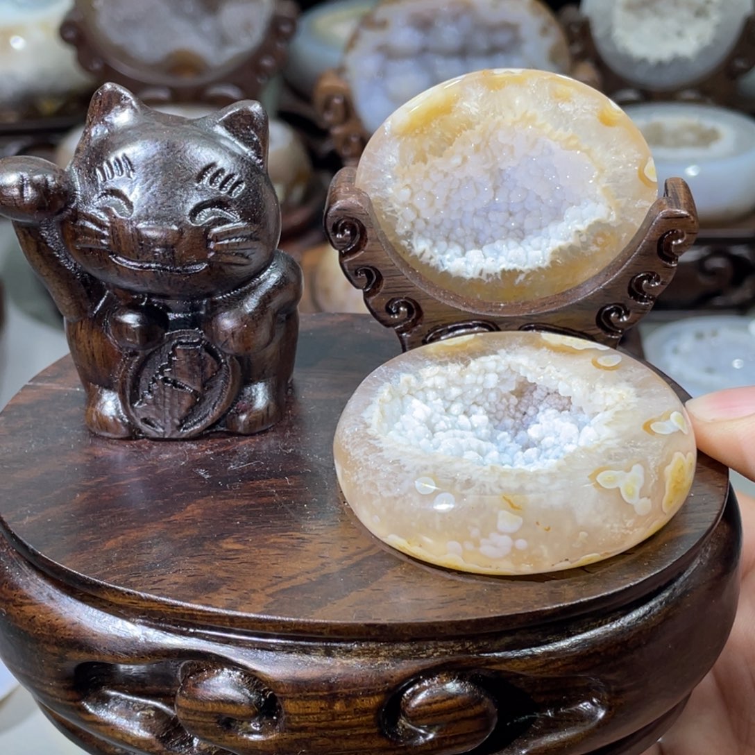 未镶嵌水晶大型摆件（非配饰）聚宝盆