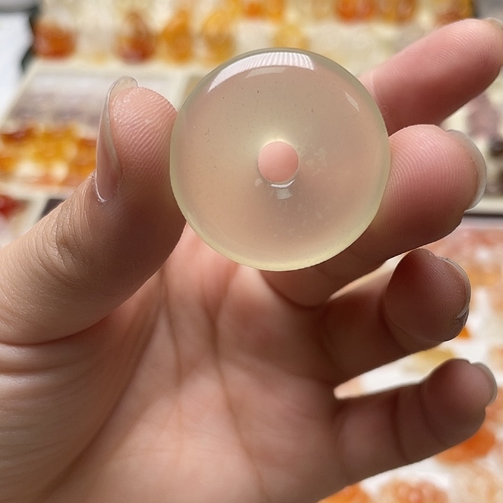 玛瑙/玉髓未镶嵌玛瑙冰飘平安扣