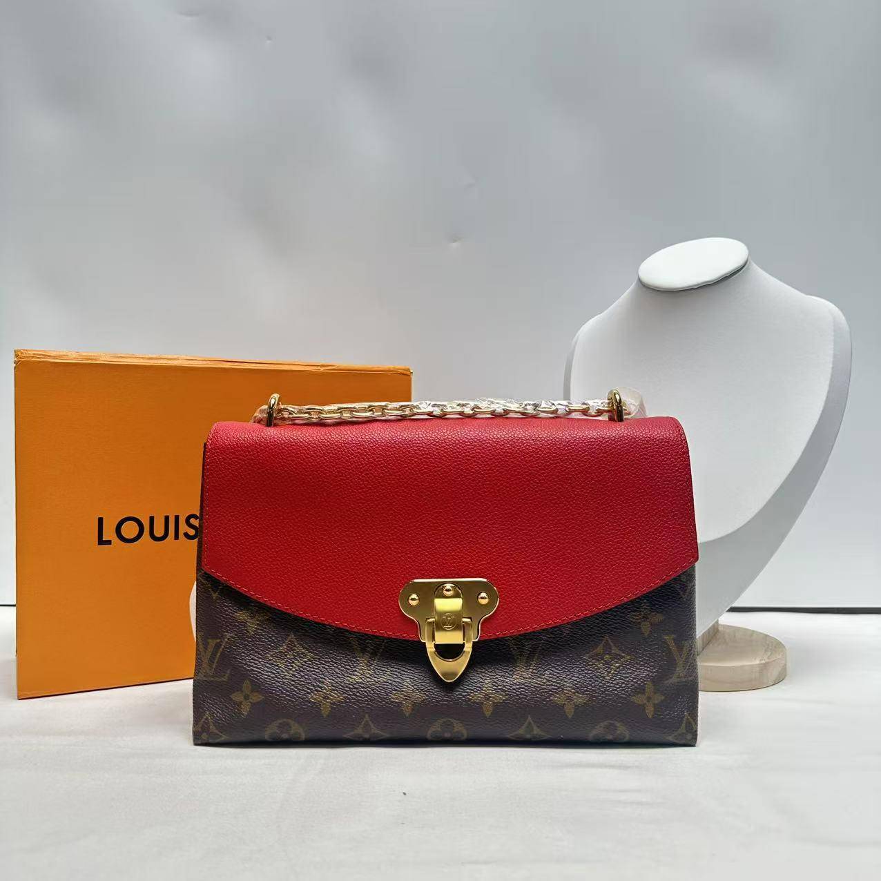 胖虎奥斯汀/路易威登/95新/公价0/箱包/斜挎包/31B2502130143