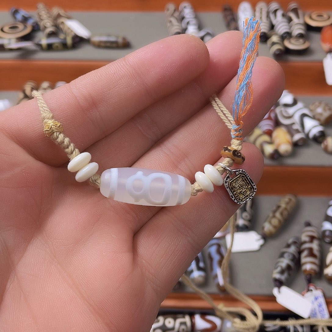 未镶嵌颈饰玛瑙/玉髓