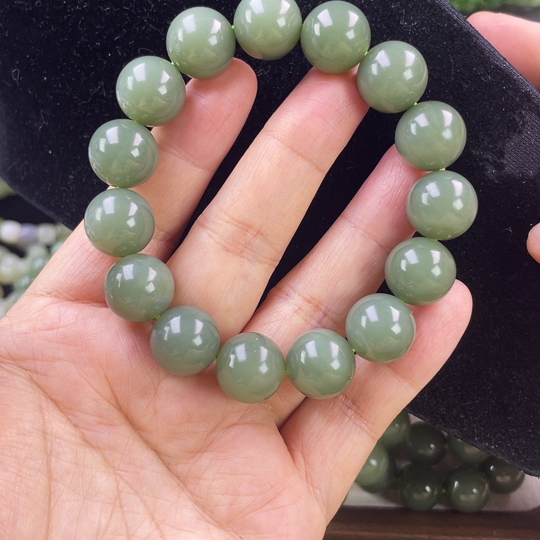 平***乐和田玉未镶嵌手链