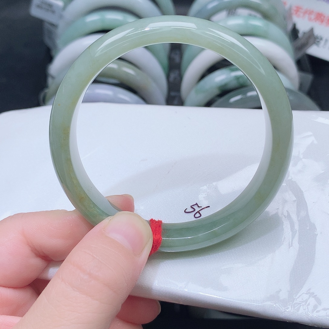 翡翠未镶嵌手镯87