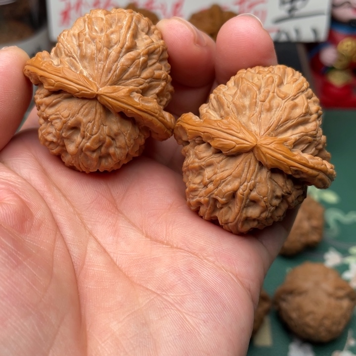 【闪购商品】文玩核桃吊坠41白狮子