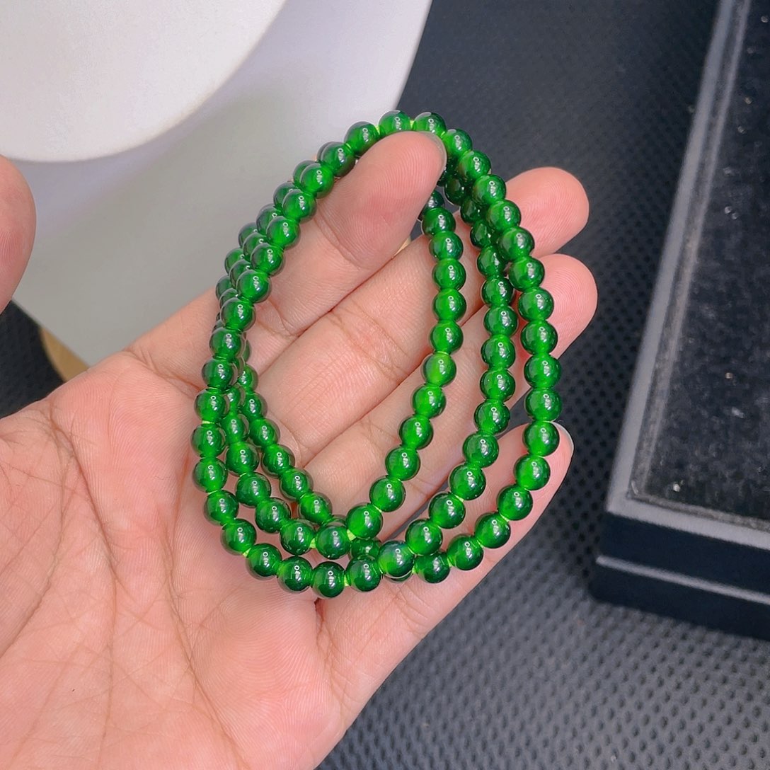 颈饰未镶嵌翡翠A货卡6