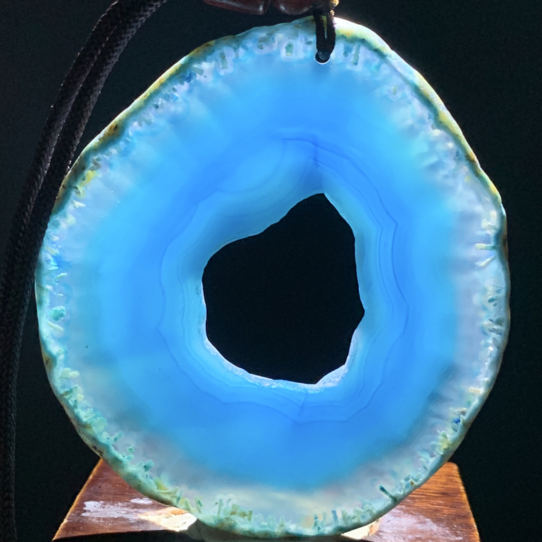 巴西玛瑙原石切片天然洞蓝色毛衣链100尺寸71/65/7mm