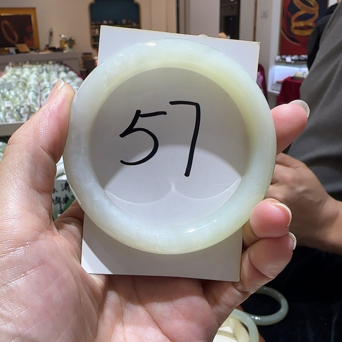 和田玉未镶嵌手镯563