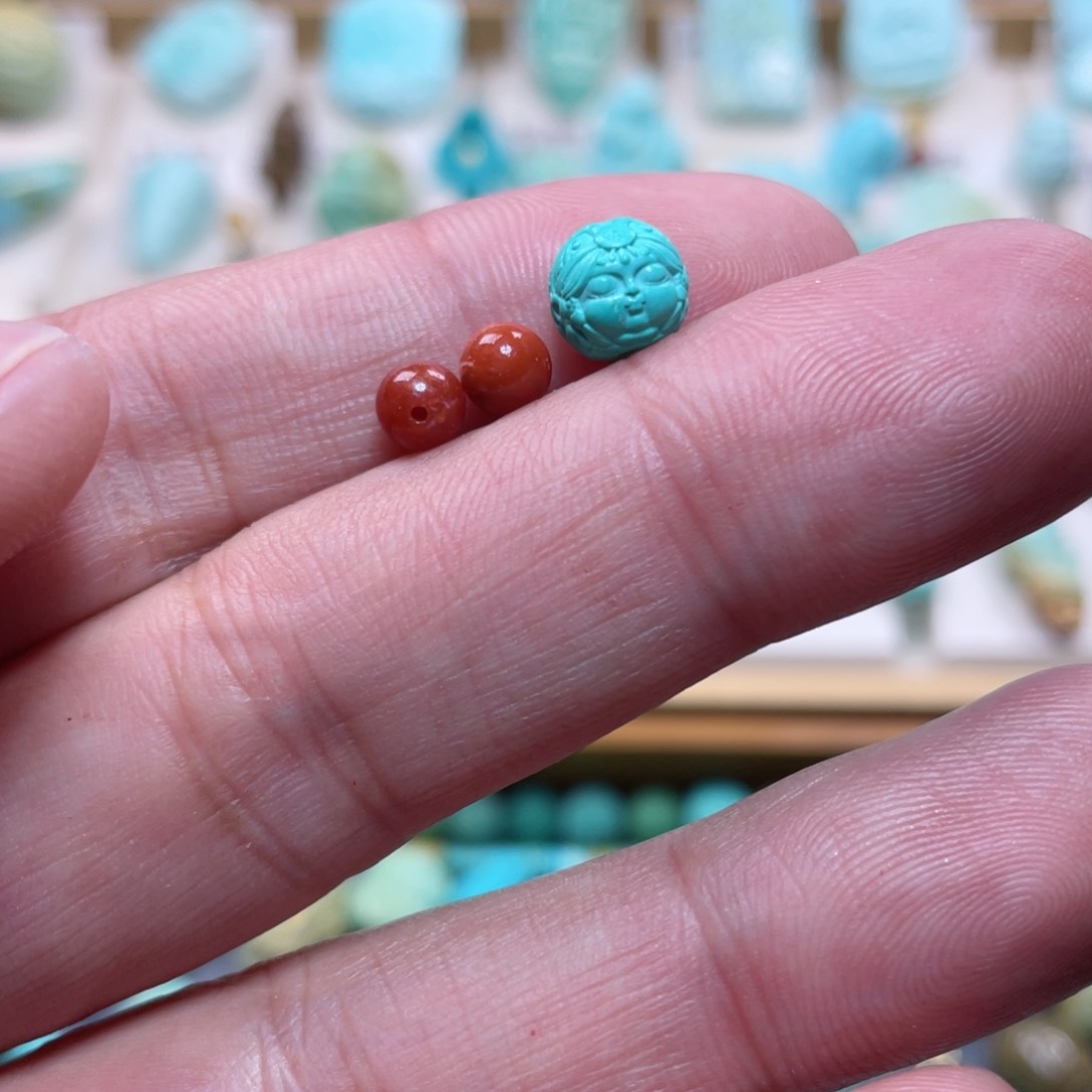 南红玛瑙配饰未镶嵌