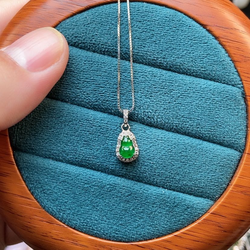 【闪购商品】翡翠颈饰银S925镶嵌-兮兮