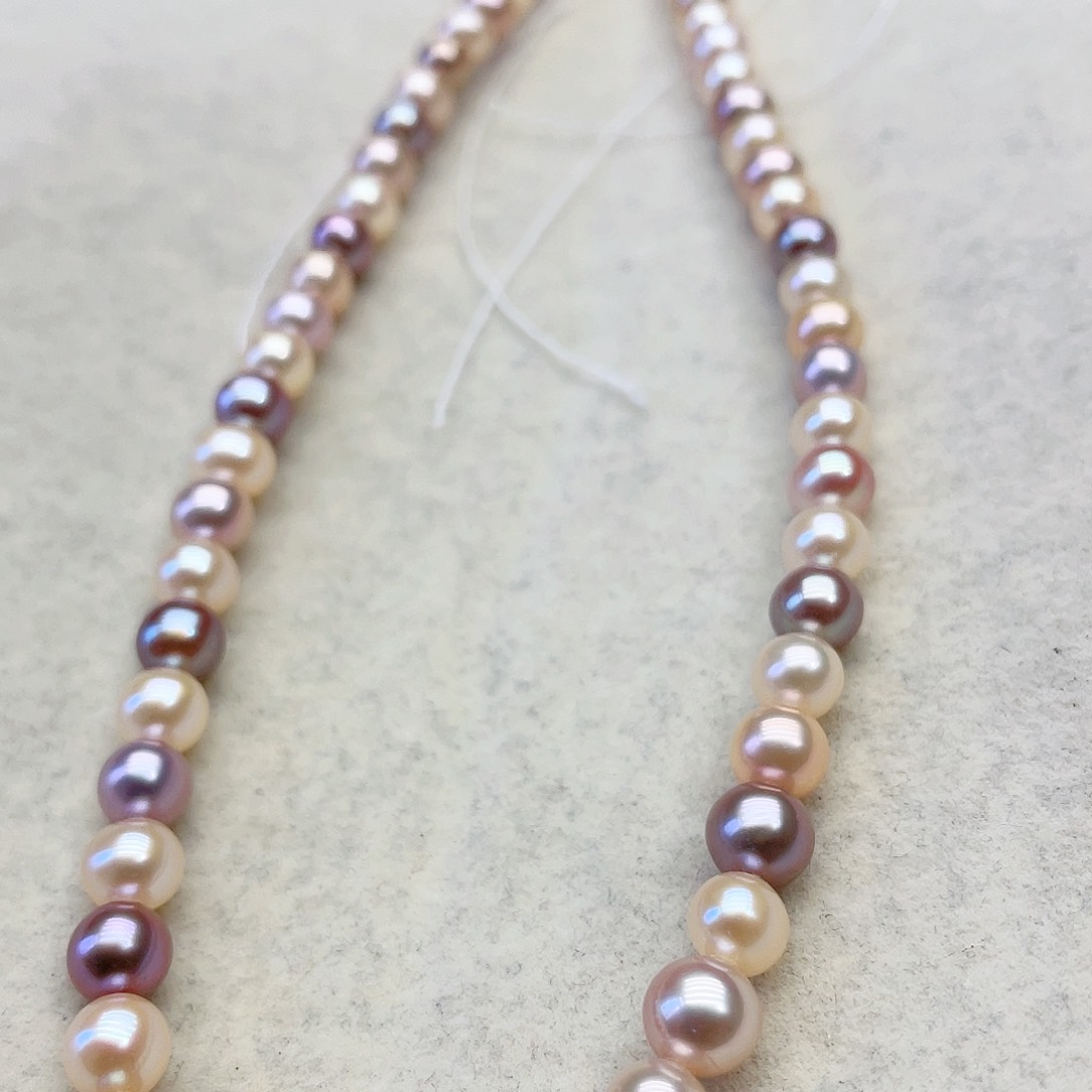 淡水珍珠颈饰未镶嵌