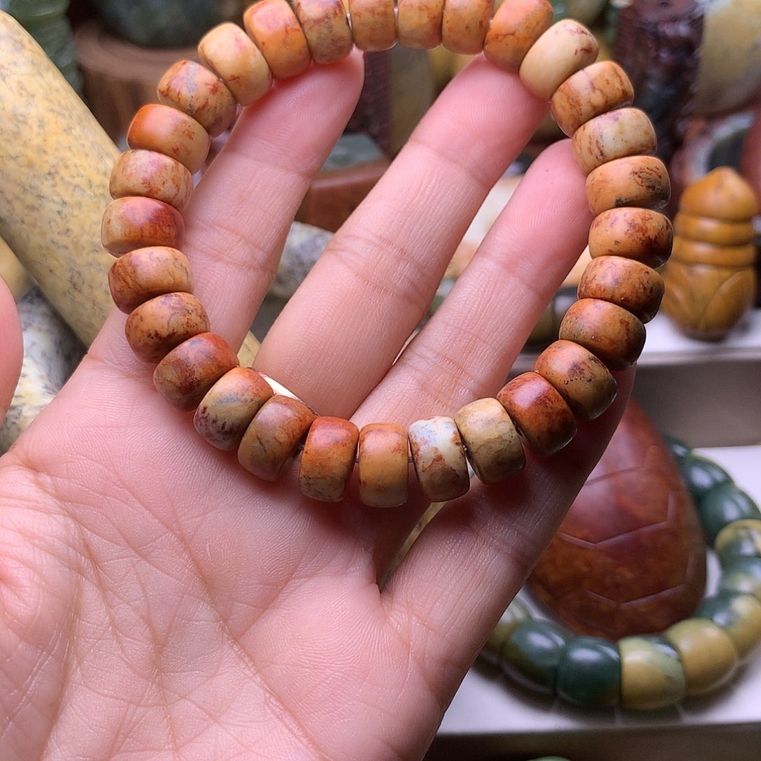 继***命岫岩河磨玉（透闪石质玉）未镶嵌手链