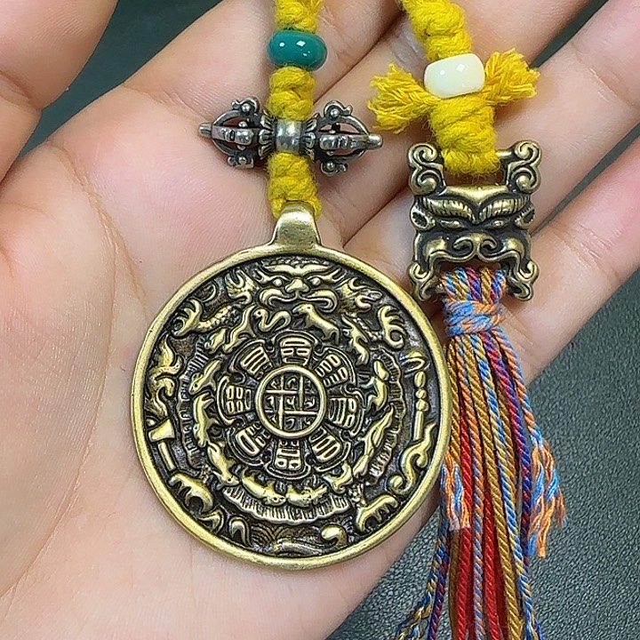 A***亮铜铁合金类藏传工艺品九宫八卦