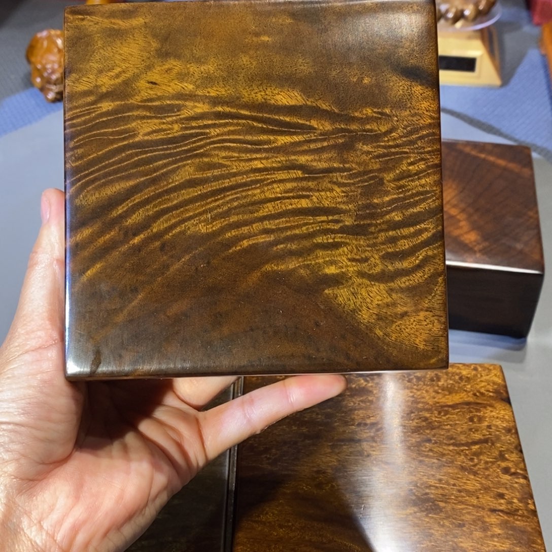 大***哥楠木金丝楠木乌木手串盒