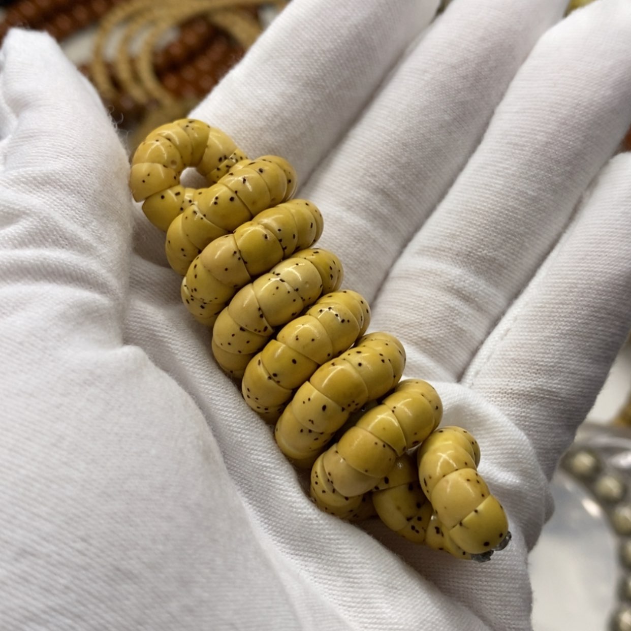 【闪购商品】星月菩提手串鸡油黄数星星