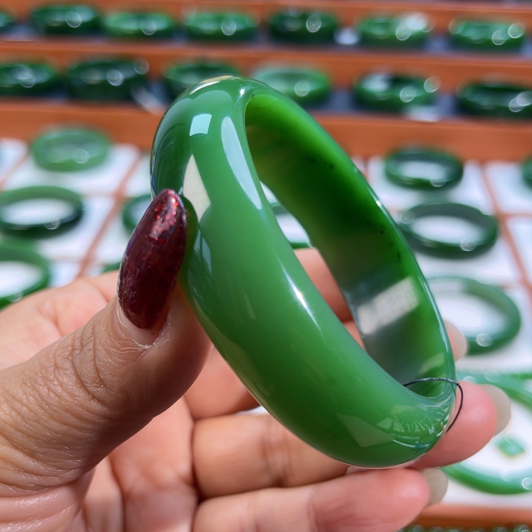 未镶嵌手镯和田玉（碧玉）敏****