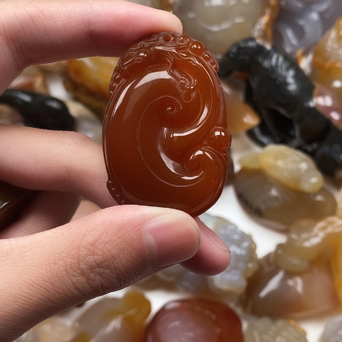 玛瑙/玉髓未镶嵌颈饰