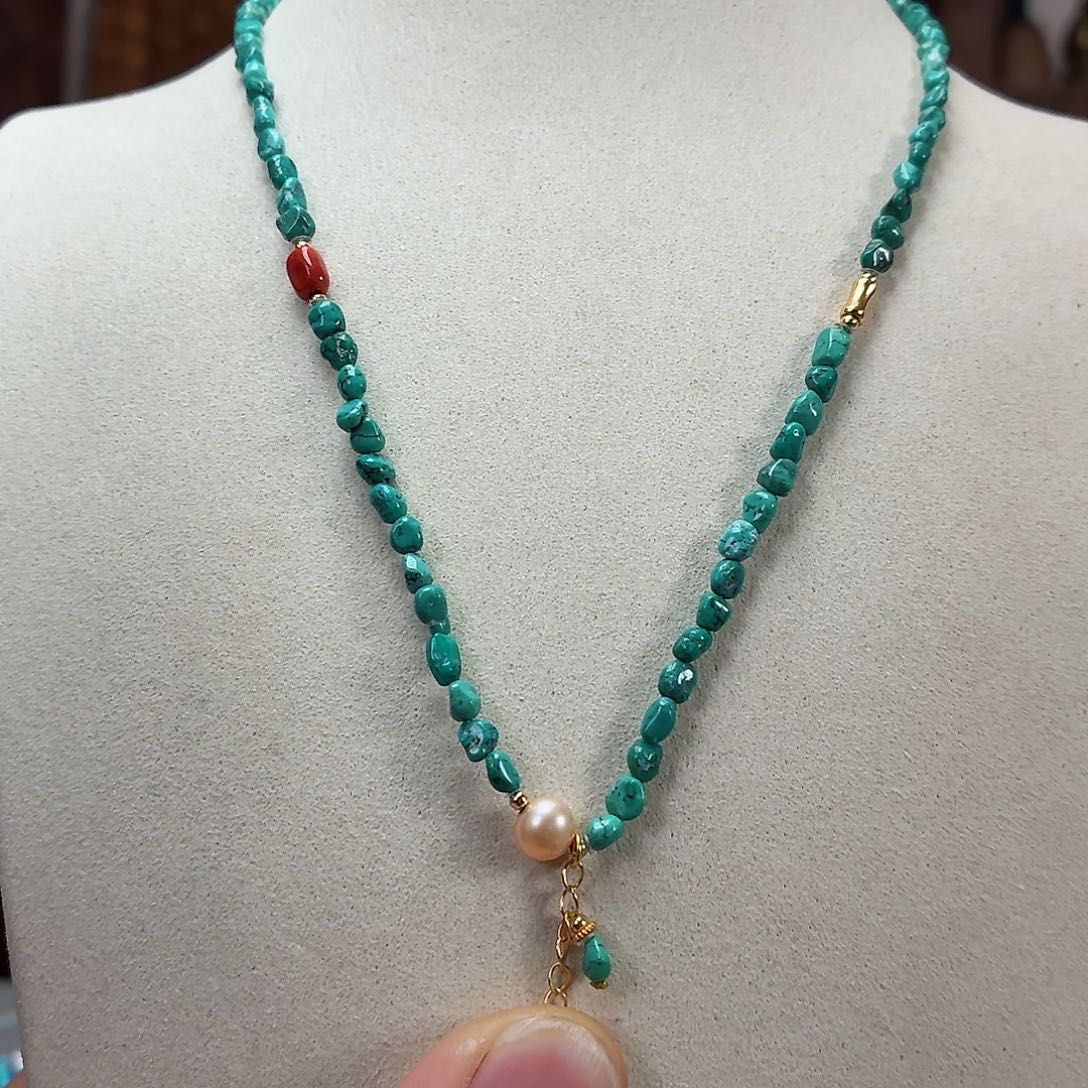 未镶嵌绿松石珠宝奇石