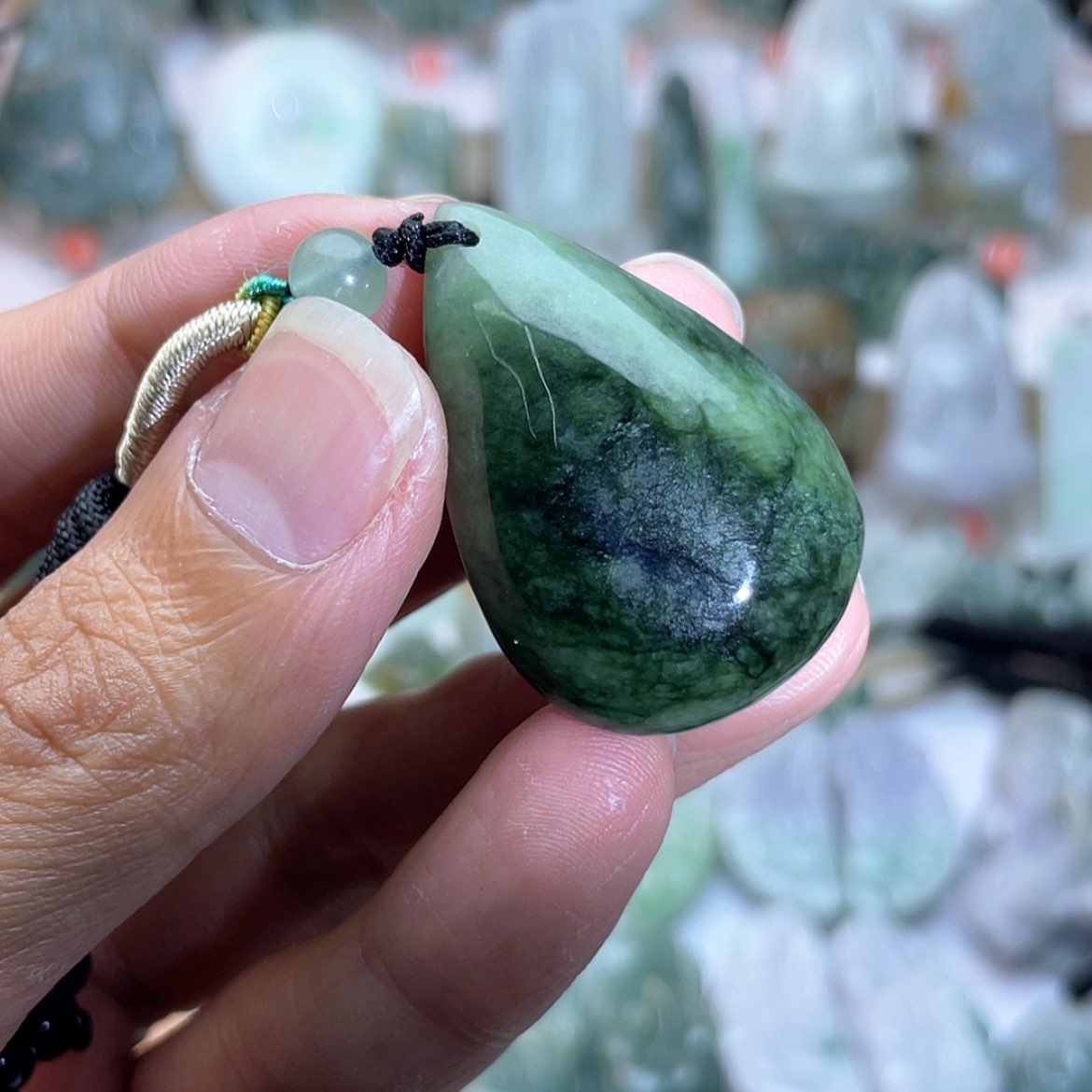 【闪购商品】颈饰未镶嵌翡翠水滴