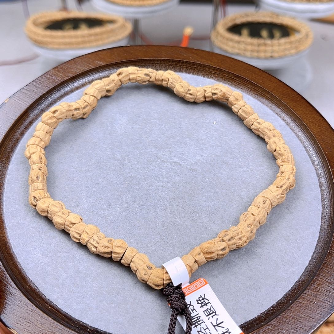 柏香籽/百香籽吊坠