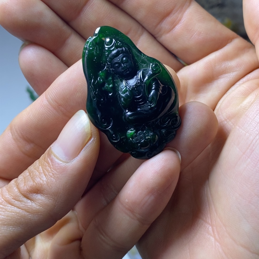 定制翡翠未镶嵌翡翠