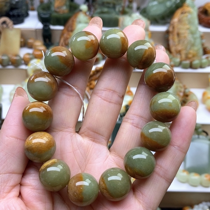 手串未镶嵌透闪石质玉