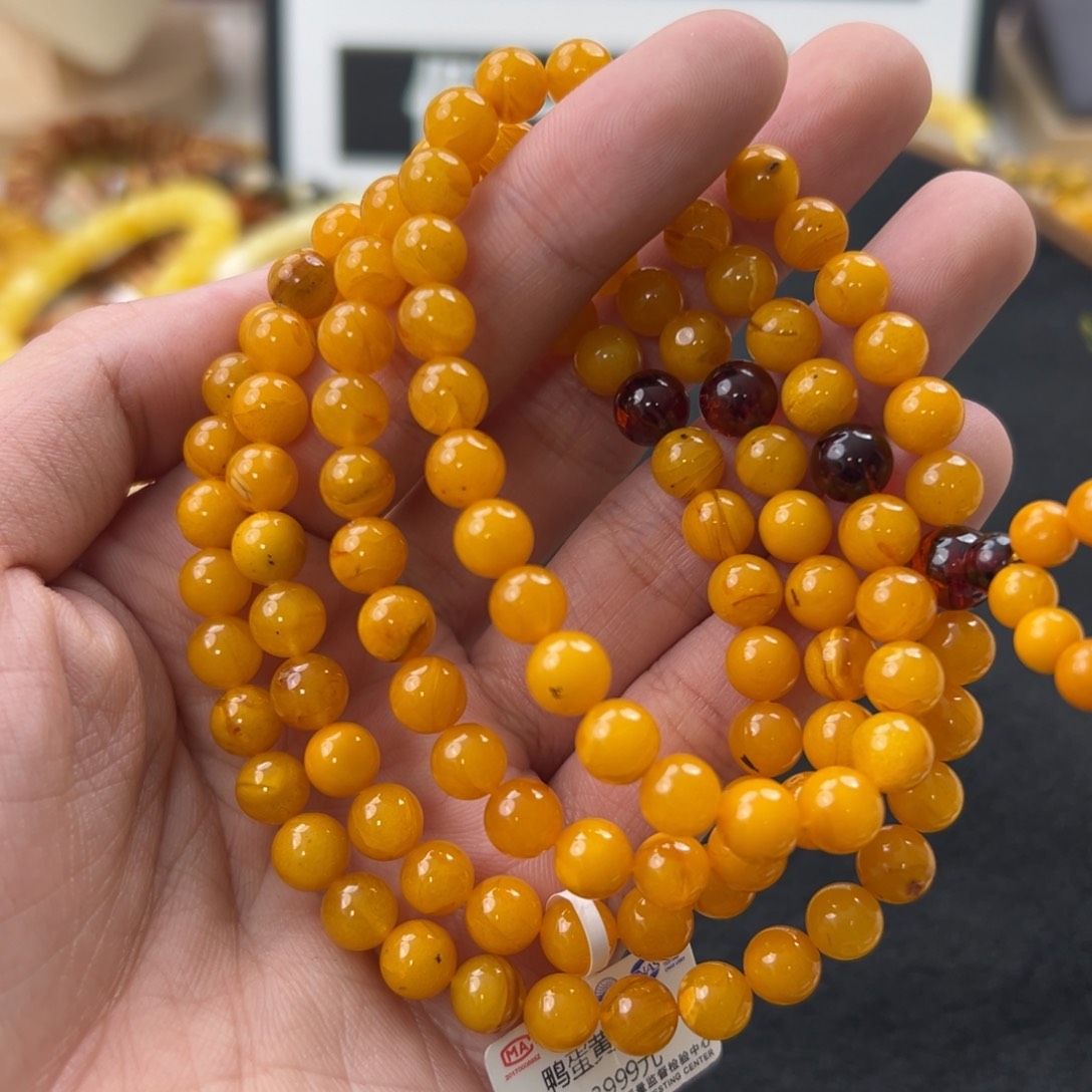 琥珀珠宝奇石未镶嵌