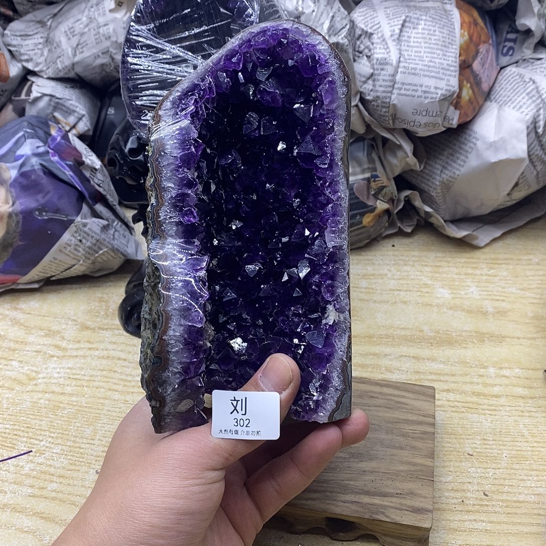 未镶嵌水晶珠宝半成品