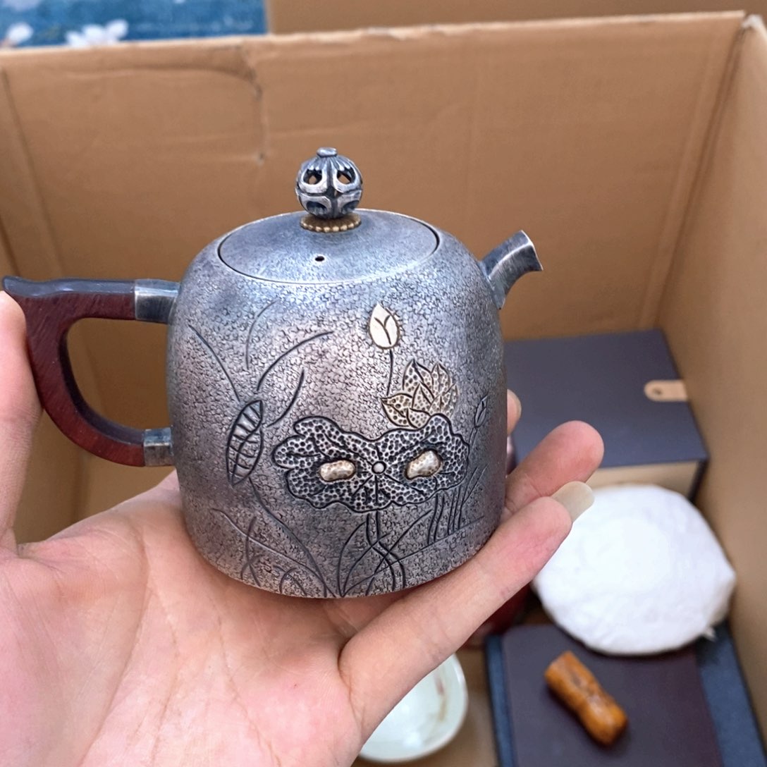 瓷片哈哈哈哈哈哈哈