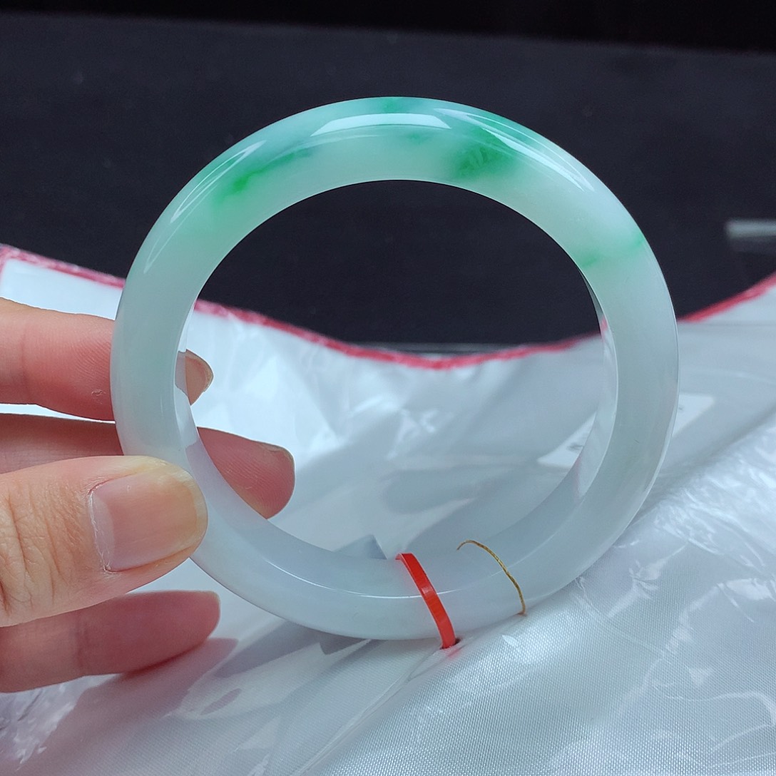 翡翠手镯未镶嵌59圈624