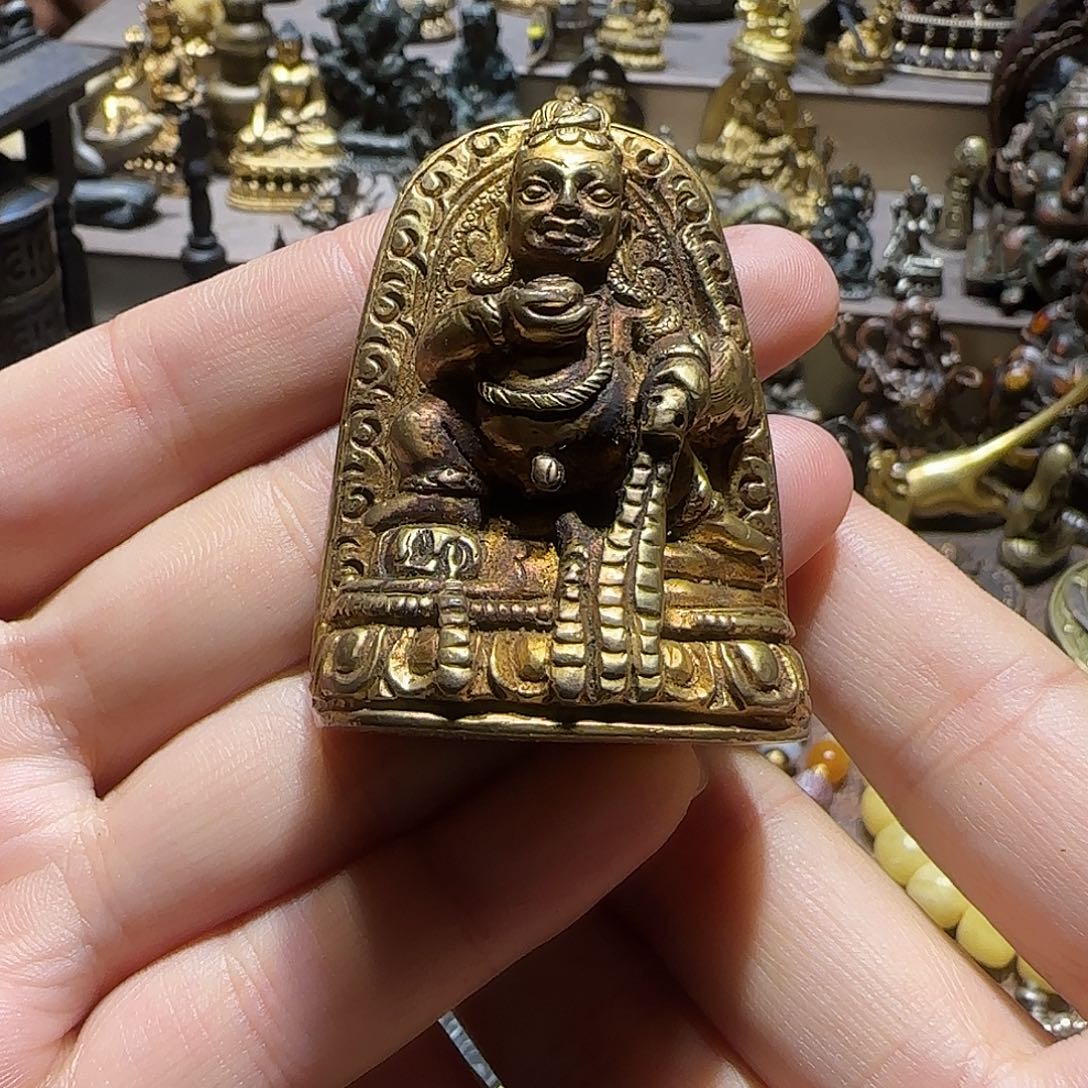 琉璃/树脂/塑料类