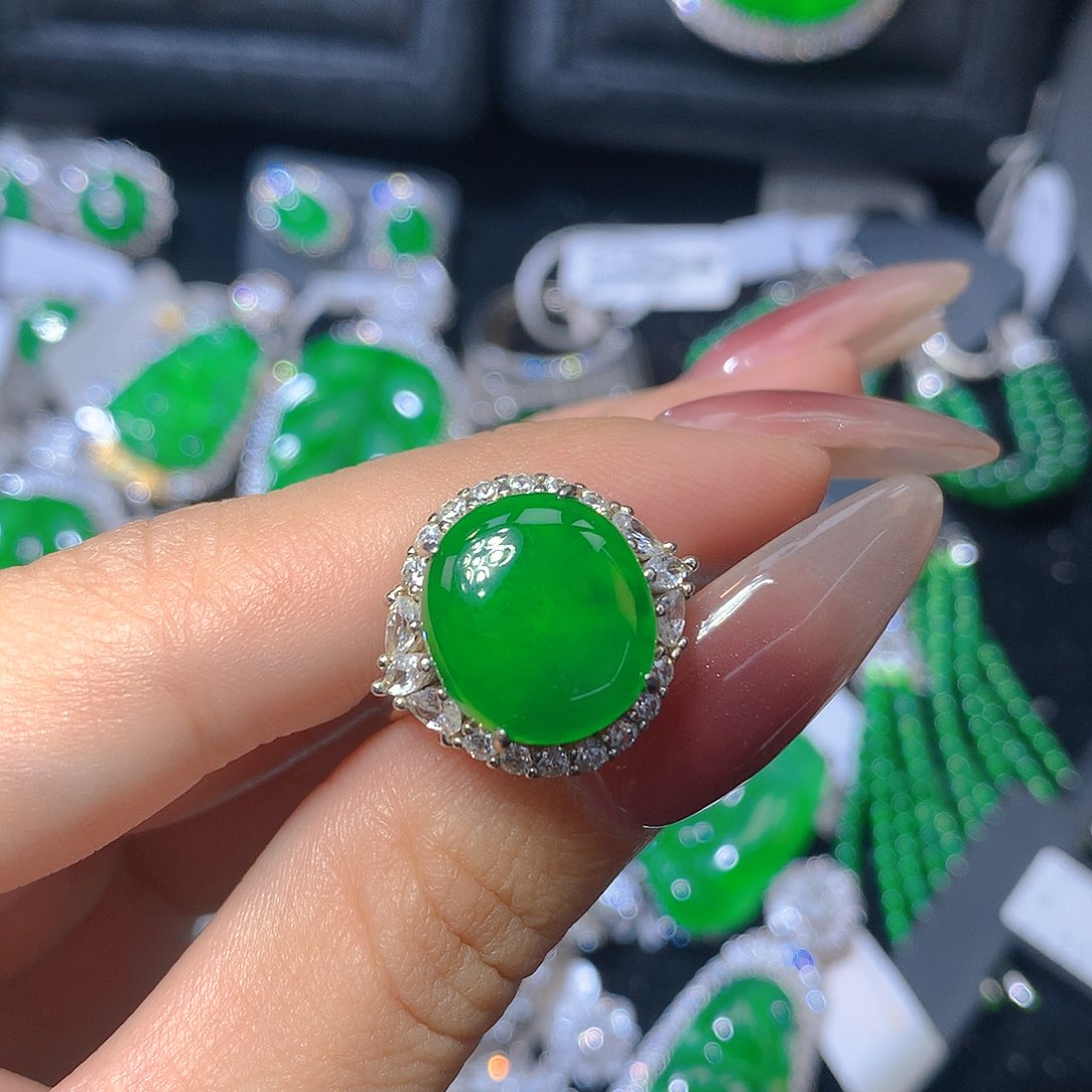 翡翠颈饰银S925镶嵌善*翡翠