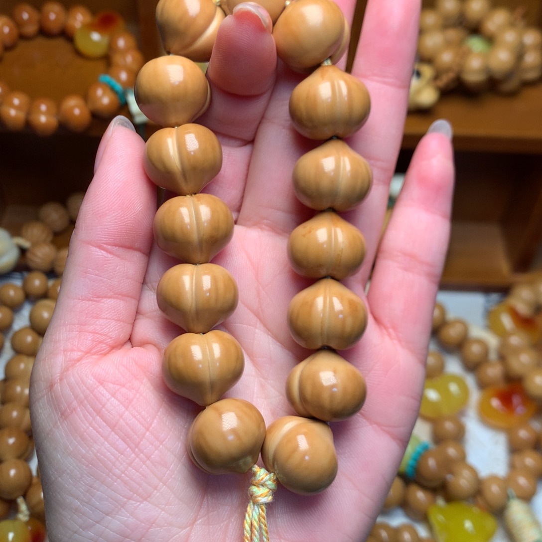 猴头核桃吊坠17高定屁桃手持素