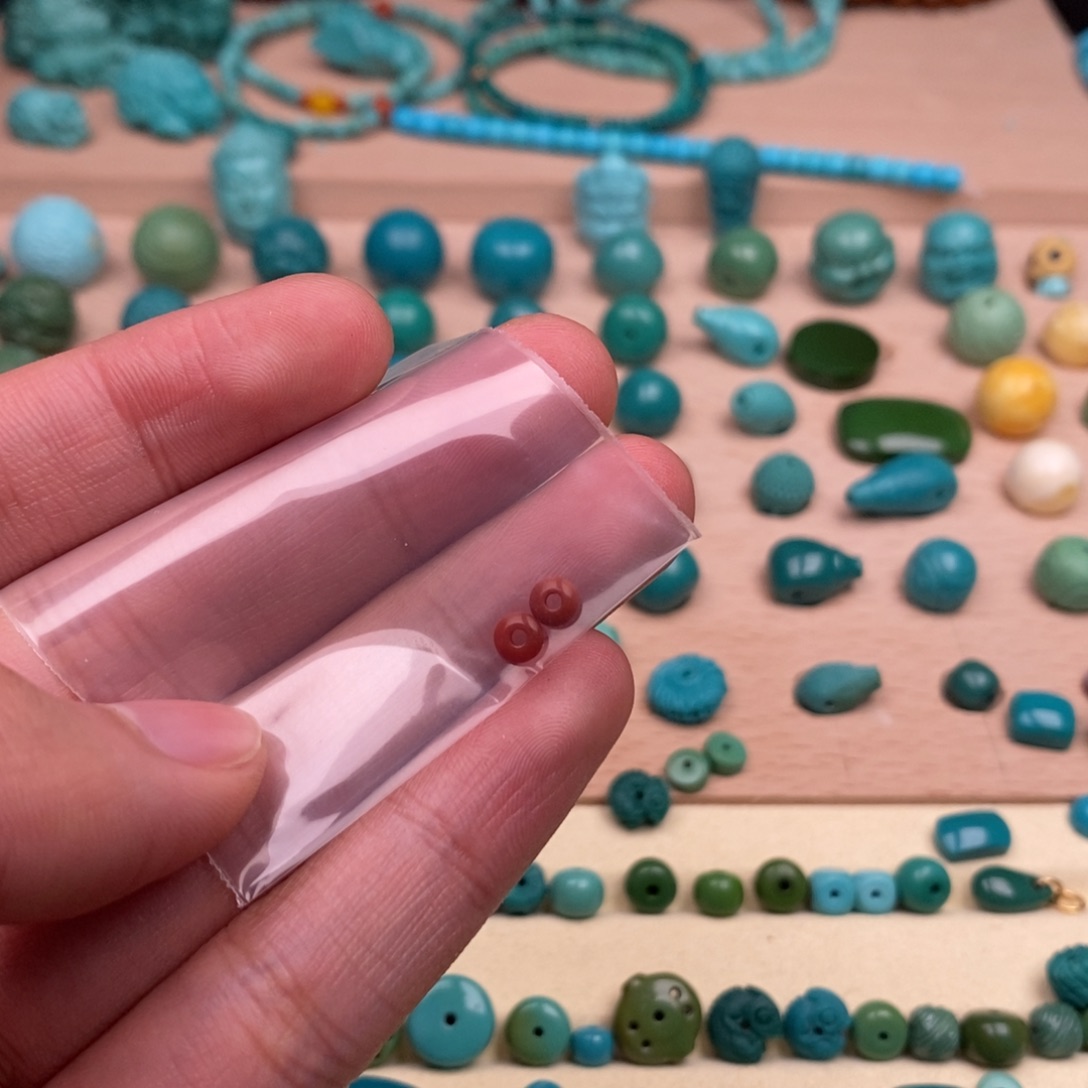 南红玛瑙配饰未镶嵌东