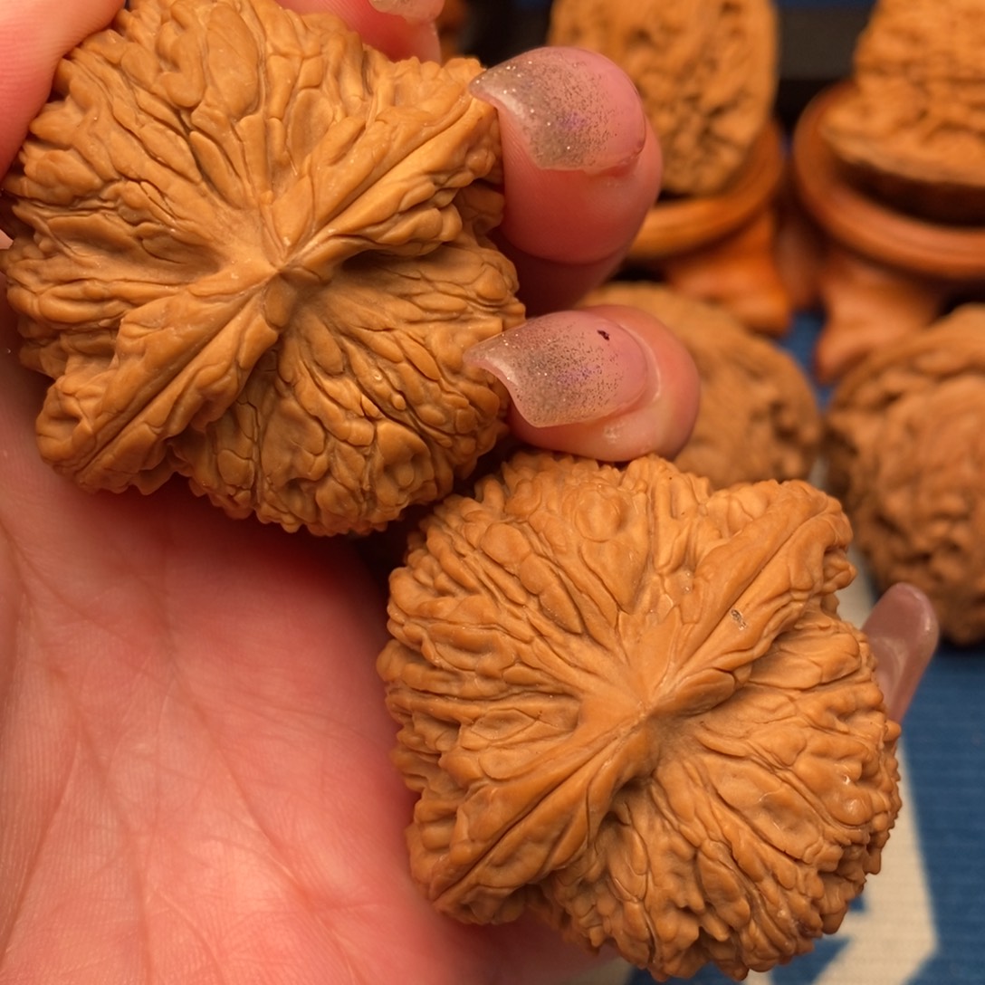 黄***塑吊坠文玩核桃南疆