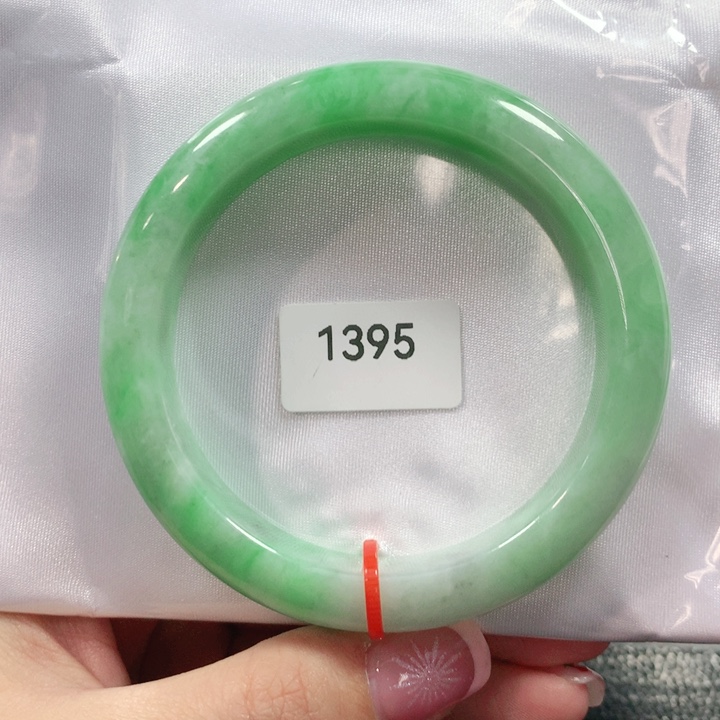 翡翠手镯未镶嵌天然翡翠手镯5703