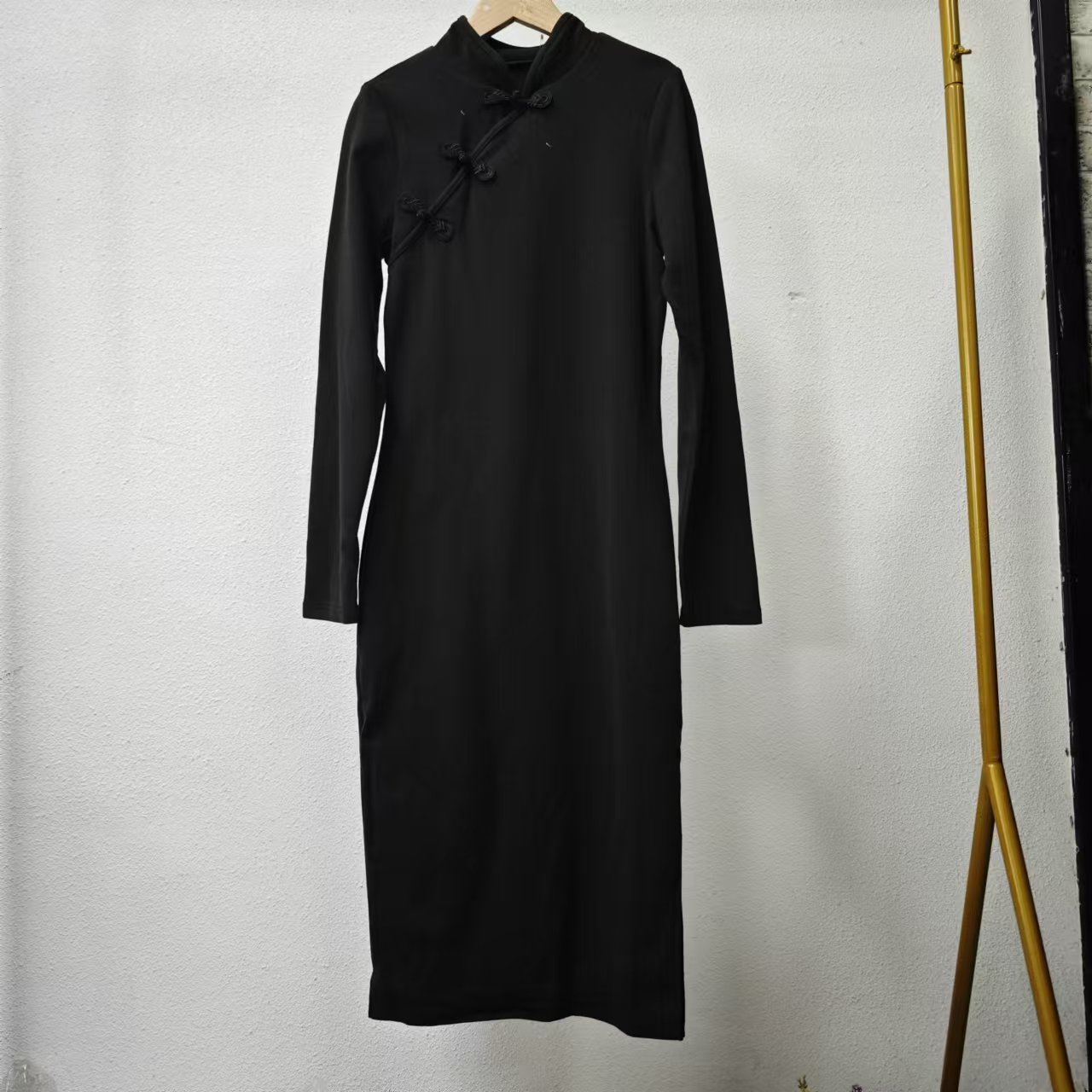 唯琳剪标 4仓T1-8-3038款 黑色弹力盘扣连衣裙