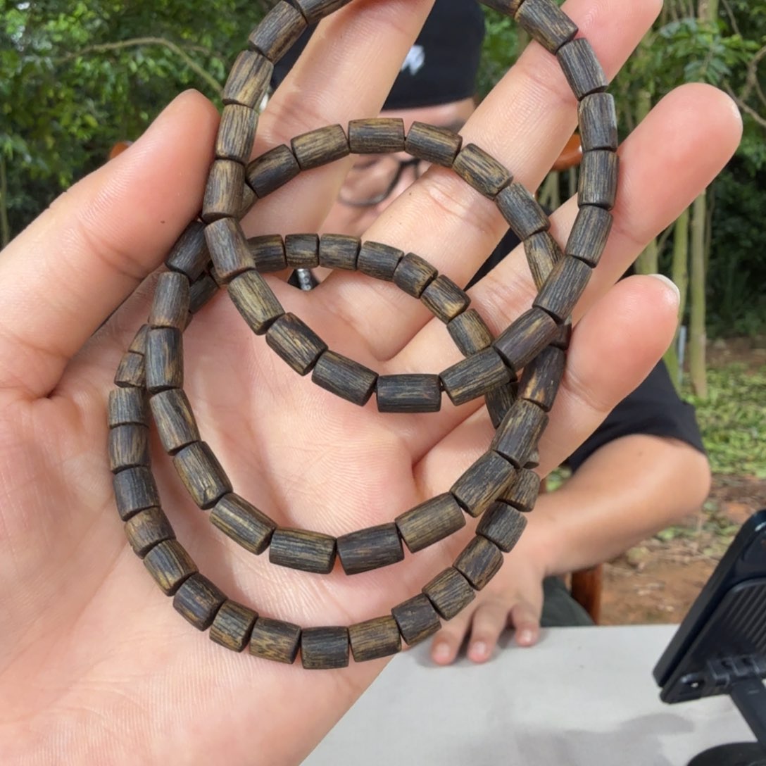 沉香碎屑沉香张勺子桶珠单圈 多样性发一