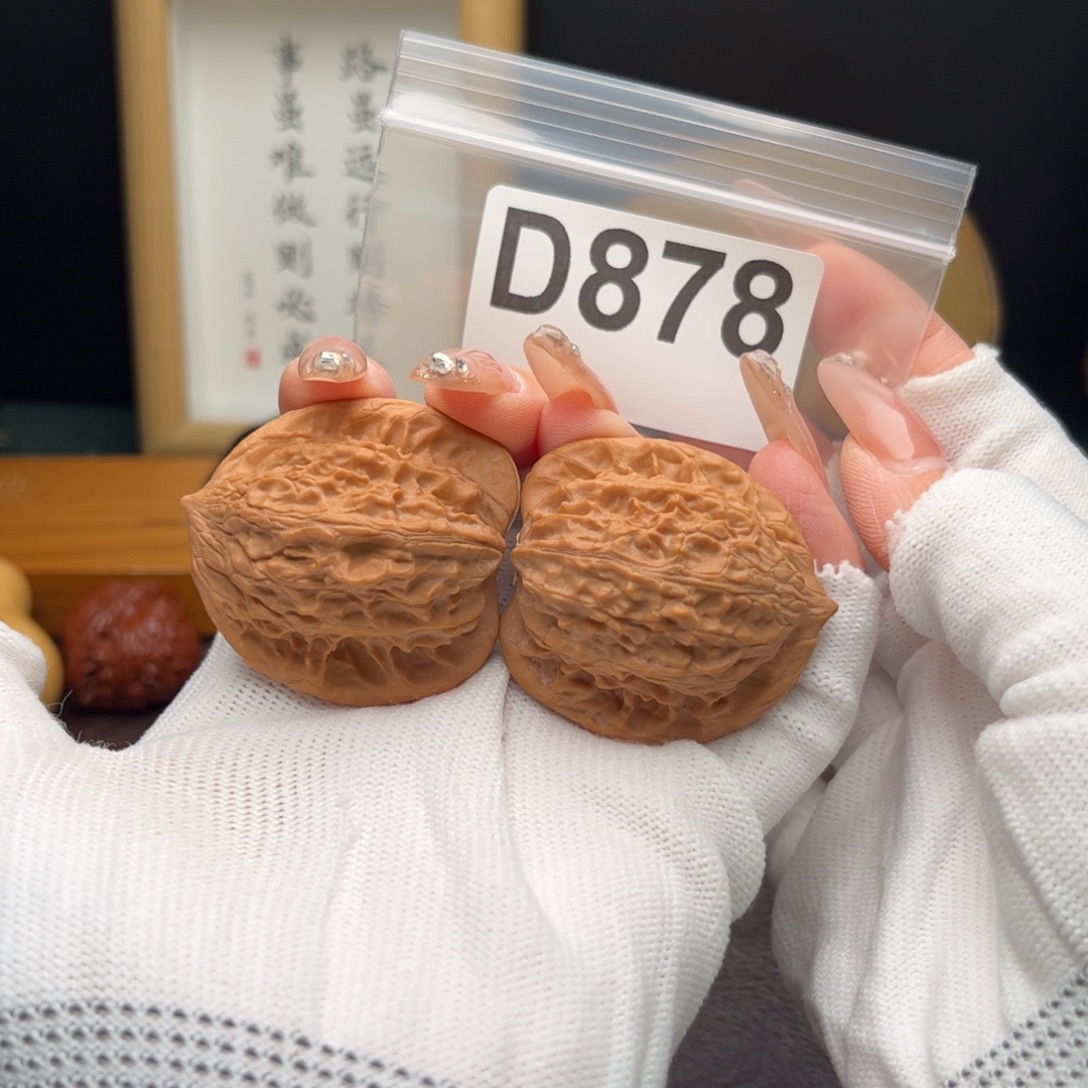 文玩核桃把件40金鱼肚d878