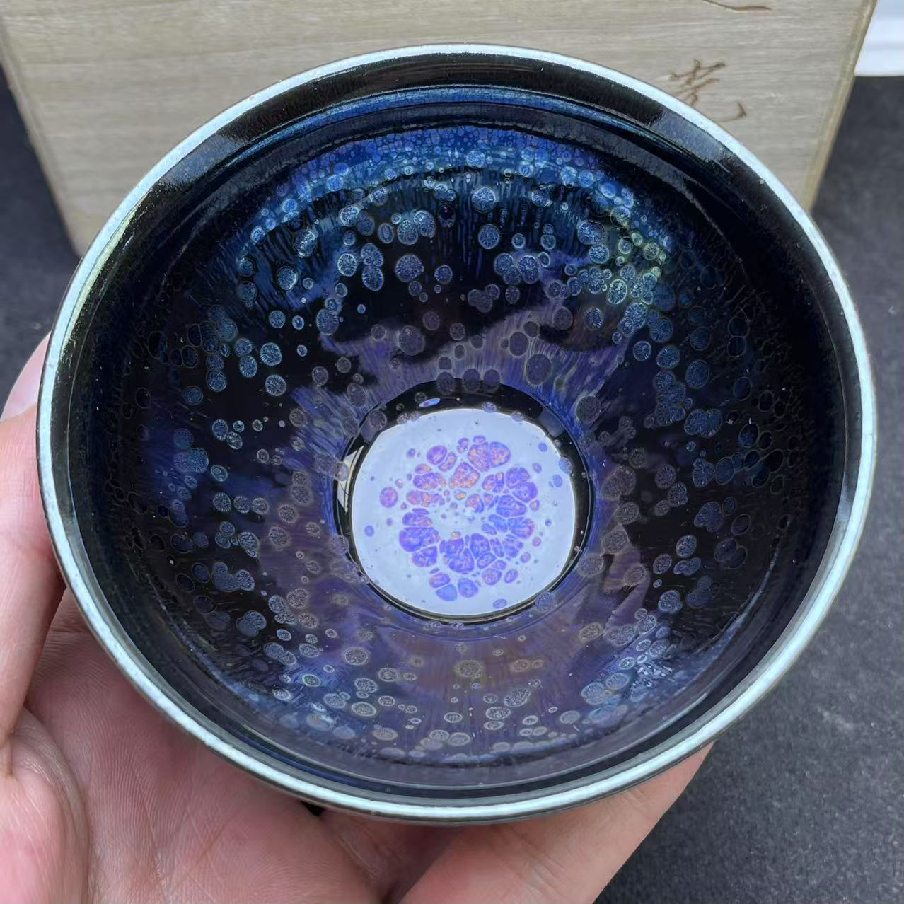 建阳建盏陶瓷茶杯已故非遗大师吴立主彩曜曜变纯手工铁胎主人杯