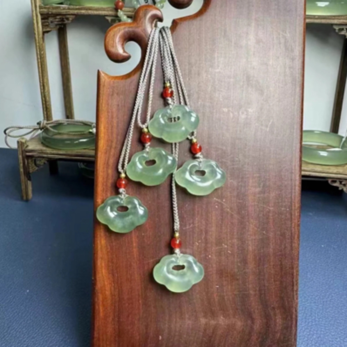 专柜售价 如意锁   讲解挂车