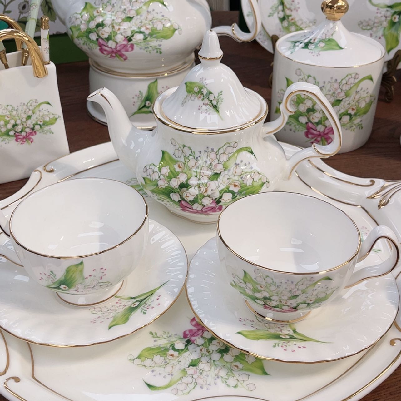 【闪购商品】瓷片一壶2杯碟————————