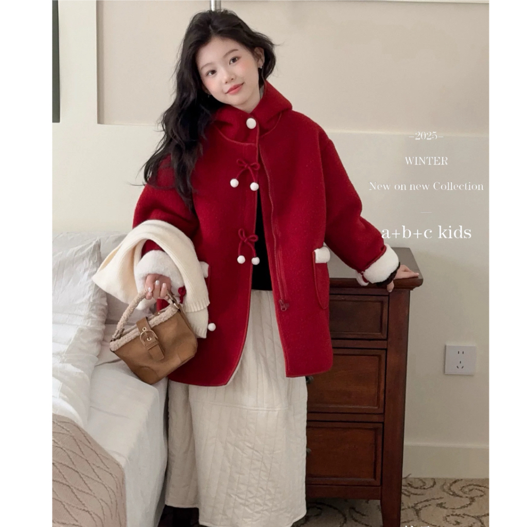 【毛呢】女童冬季加绒加厚红色连帽中长款呢子大衣外套拜年服围巾