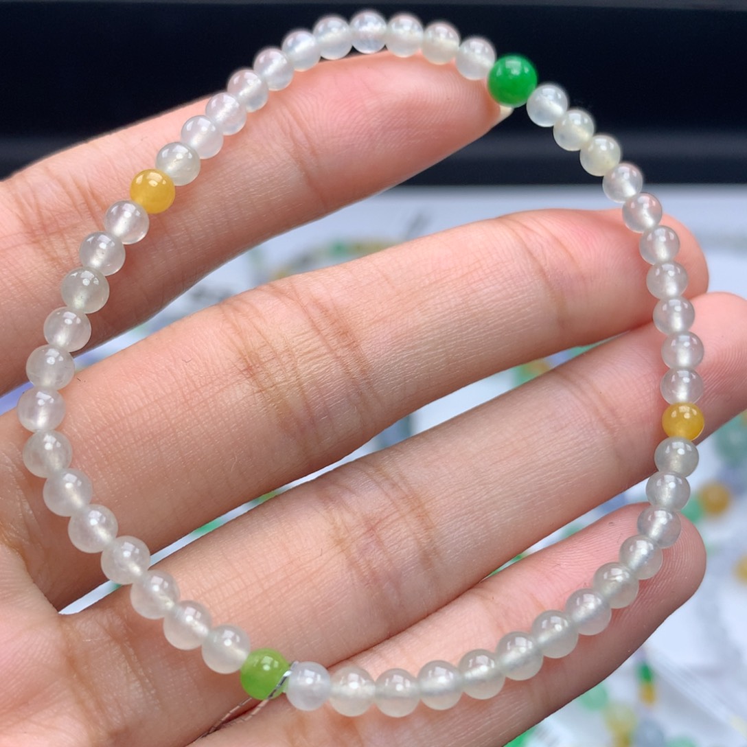 翡翠手链未镶嵌卡