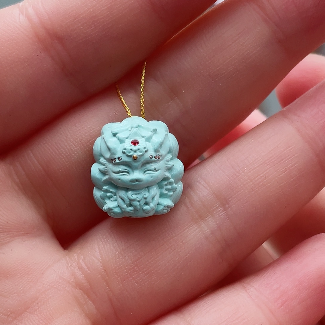 绿松石颈饰未镶嵌